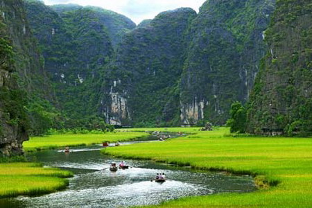Tam Cốc